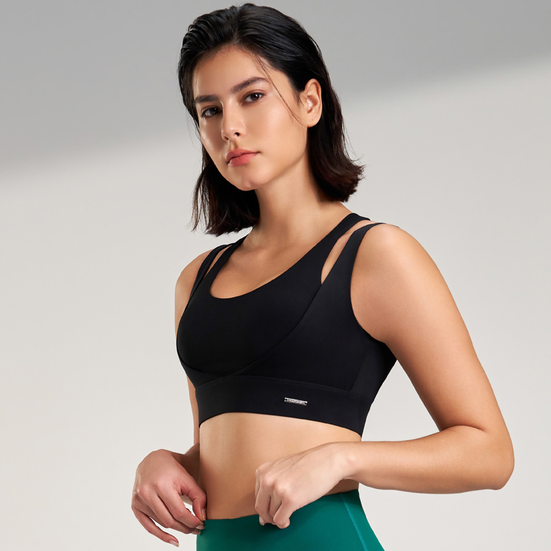 القمم الرياضية النسائية الصالة - مراجعة Sports Bra Racerback وسعره