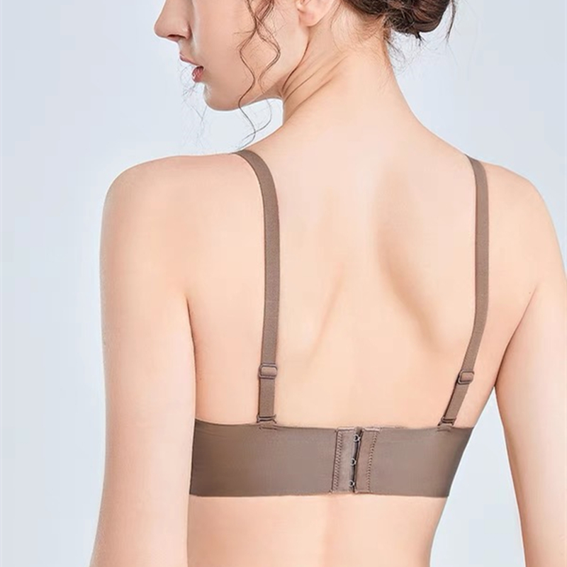 ملابس داخلية سلسة للنساء ، ثدي - مراجعة Plunge Bra Push Up وسعره